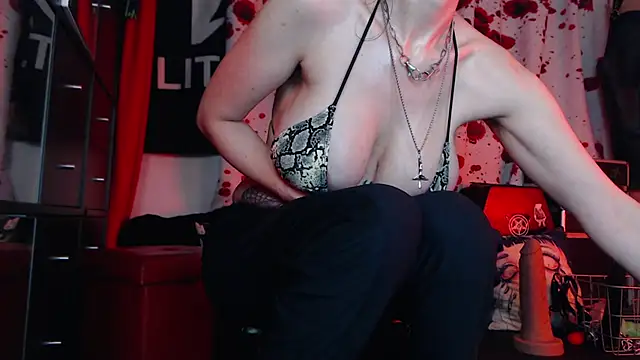 Silentmary online show from September 27, 7:35 am