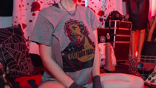 Silentmary online show from October 1, 5:30 pm