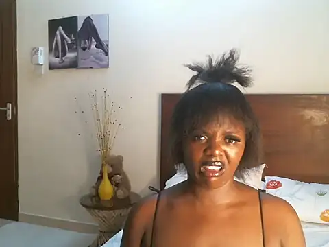 Snapshot of pay_tience chatting on December 2, 9:45 am pay tience online show from December 2, 9:45 am