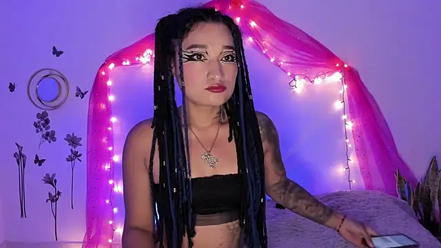 Snapshot of Eva_Lee_ chatting on January 25, 6:01 am Eva Lee online show from January 25, 6:01 am