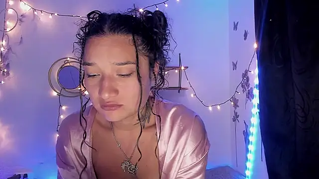 Snapshot of Eva_Lee_ chatting on March 2, 9:10 am Eva Lee online show from March 2, 9:10 am