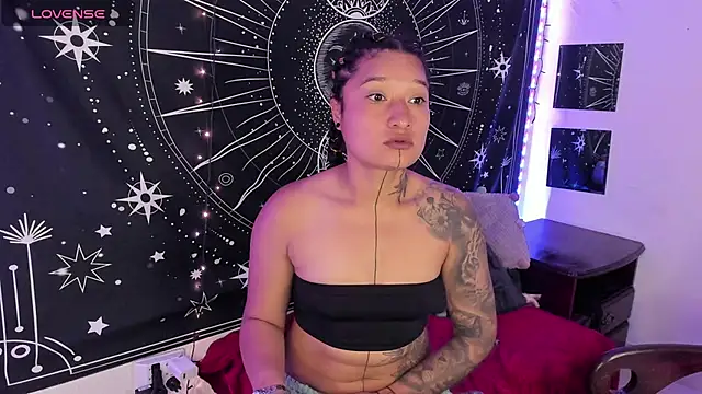 Snapshot of Eva_Lee_ chatting on October 15, 7:52 am Eva Lee online show from October 15, 7:52 am