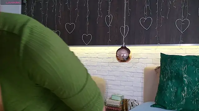 CindeFucknRella online show from March 21, 5:11 am