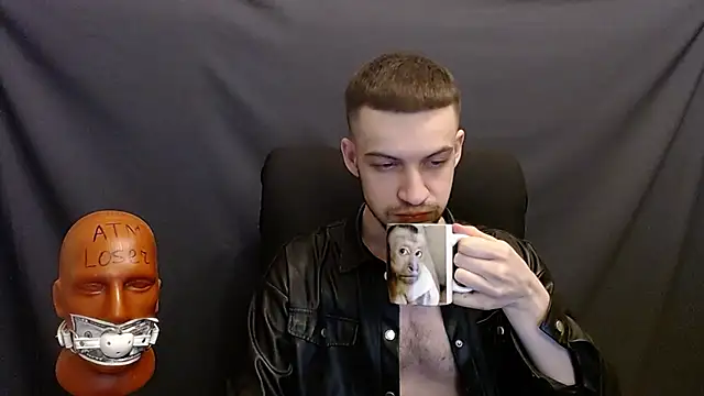 Snapshot of _Damien_thorn_ chatting on December 6, 8:29 pm Damien thorn online show from December 6, 8:29 pm