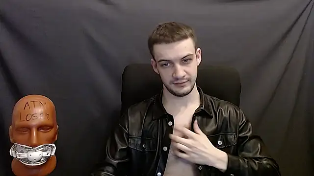 Snapshot of _Damien_thorn_ chatting on December 21, 8:43 pm Damien thorn online show from December 21, 8:43 pm