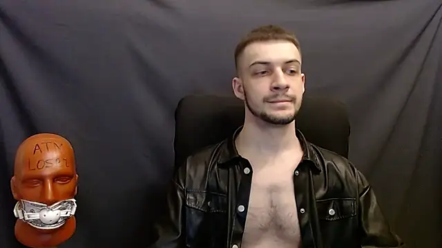 Snapshot of _Damien_thorn_ chatting on December 28, 2:22 am Damien thorn online show from December 28, 2:22 am