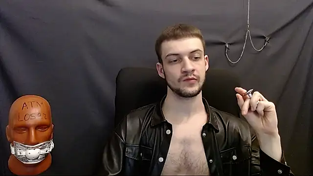 Snapshot of _Damien_thorn_ chatting on January 19, 2:57 am Damien thorn online show from January 19, 2:57 am