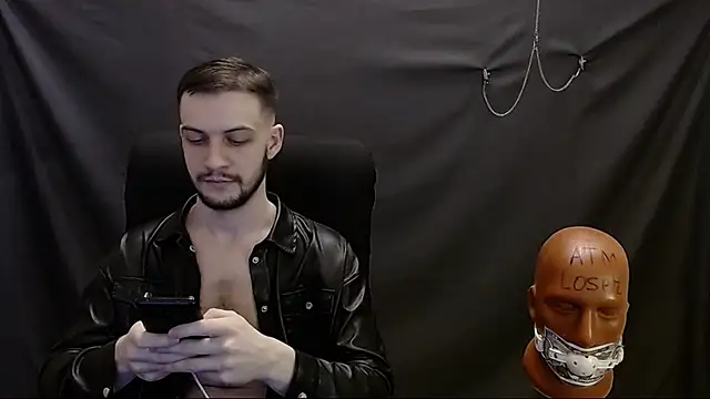 Snapshot of _Damien_thorn_ chatting on January 24, 2:28 am Damien thorn online show from January 24, 2:28 am