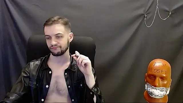 Snapshot of _Damien_thorn_ chatting on January 26, 11:39 pm Damien thorn online show from January 26, 11:39 pm