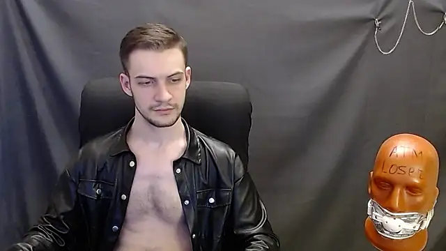 Snapshot of _Damien_thorn_ chatting on February 8, 2:36 am Damien thorn online show from February 8, 2:36 am