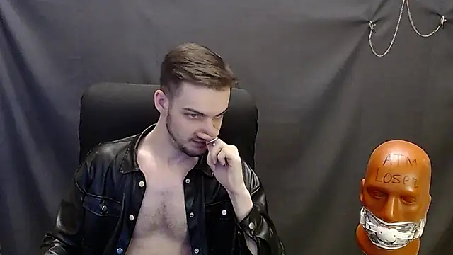 Snapshot of _Damien_thorn_ chatting on February 9, 3:11 am Damien thorn online show from February 9, 3:11 am