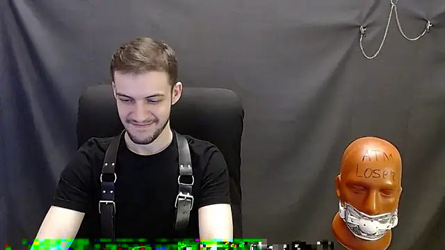 Snapshot of _Damien_thorn_ chatting on February 10, 2:30 am Damien thorn online show from February 10, 2:30 am