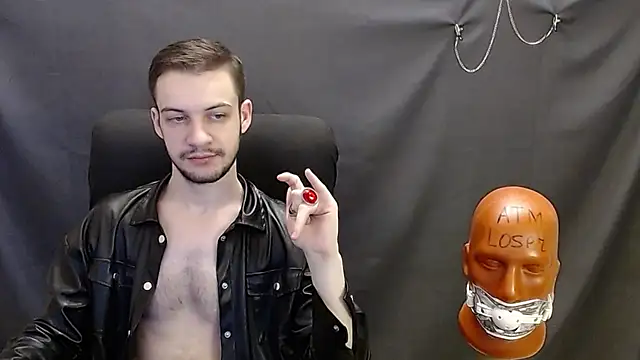 Snapshot of _Damien_thorn_ chatting on February 14, 3:33 am Damien thorn online show from February 14, 3:33 am