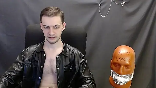 Snapshot of _Damien_thorn_ chatting on February 25, 2:36 am Damien thorn online show from February 25, 2:36 am