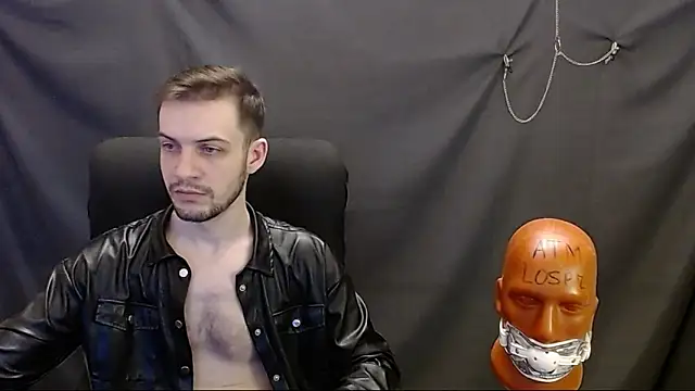 Snapshot of _Damien_thorn_ chatting on March 21, 8:40 pm Damien thorn online show from March 21, 8:40 pm