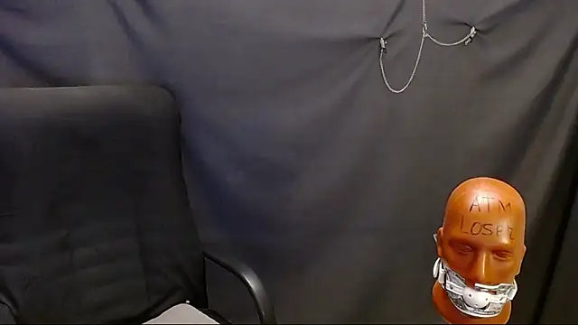 Snapshot of _Damien_thorn_ chatting on March 21, 11:45 pm Damien thorn online show from March 21, 11:45 pm