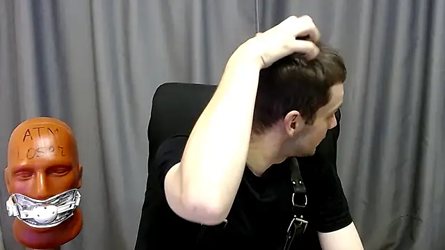 Snapshot of _Damien_thorn_ chatting on September 13, 2:22 am Damien thorn online show from September 13, 2:22 am