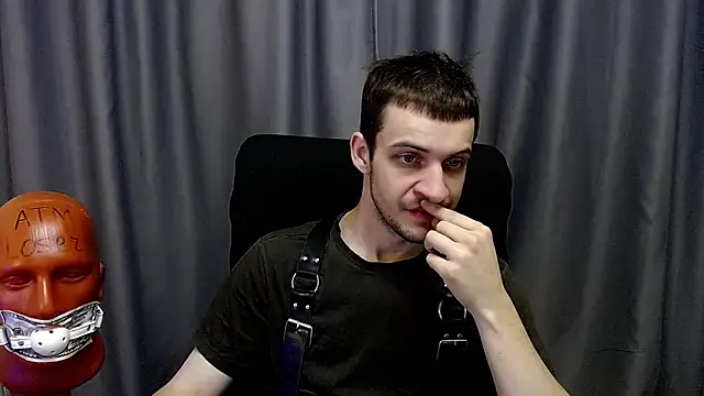 Snapshot of _Damien_thorn_ chatting on September 14, 2:33 am Damien thorn online show from September 14, 2:33 am