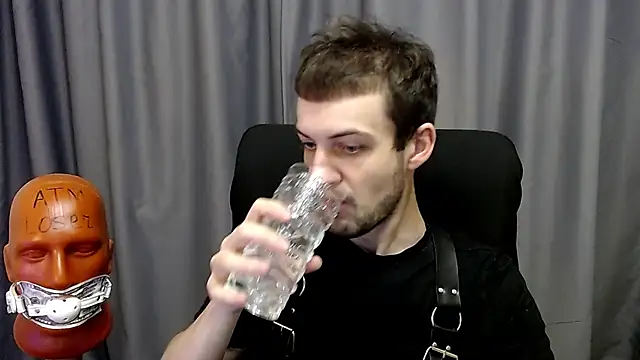 Snapshot of _Damien_thorn_ chatting on October 5, 8:29 pm Damien thorn online show from October 5, 8:29 pm