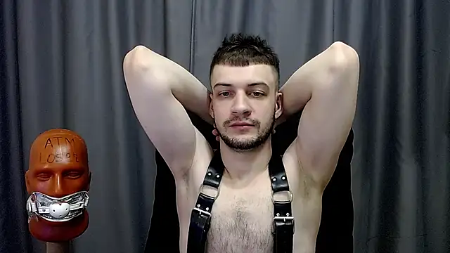 Snapshot of _Damien_thorn_ chatting on December 5, 3:04 am Damien thorn online show from December 5, 3:04 am