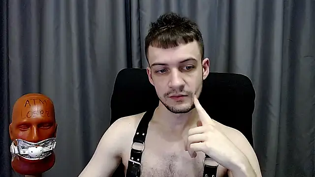 Snapshot of _Damien_thorn_ chatting on December 15, 3:11 am Damien thorn online show from December 15, 3:11 am