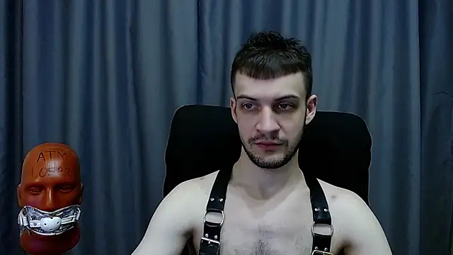 Snapshot of _Damien_thorn_ chatting on December 18, 3:01 am Damien thorn online show from December 18, 3:01 am