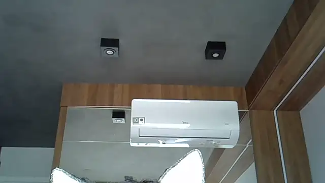 Skinny-Kitten online show from October 8, 4:59 pm