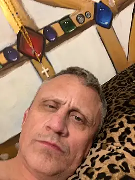 Snapshot of prekumstud chatting on December 10, 11:11 am prekumstud online show from December 10, 11:11 am