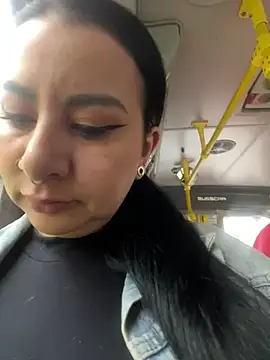 Abril Luv online show from March 12, 12:04 pm