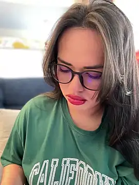 andra rose online show from February 9, 1:56 pm