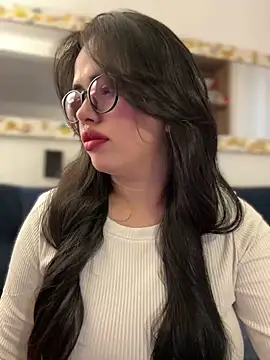 andra rose online show from February 12, 11:09 pm