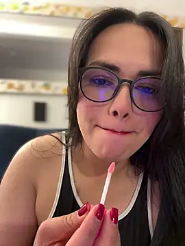 andra rose online show from February 14, 11:09 pm