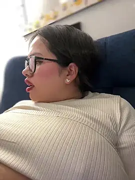 andra rose online show from February 18, 10:58 pm