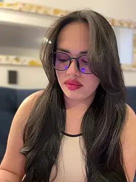 andra rose online show from March 5, 11:05 pm