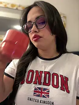 andra rose online show from March 10, 11:16 pm