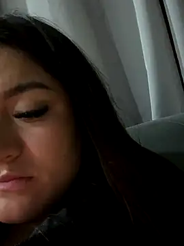 LuceroRm online show from November 19, 6:24 am