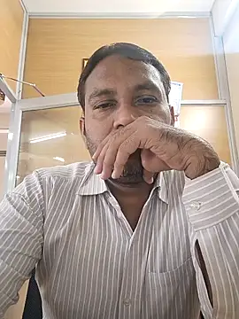 Snapshot of adicma123 chatting on September 10, 3:39 am adicma123 online show from September 10, 3:39 am