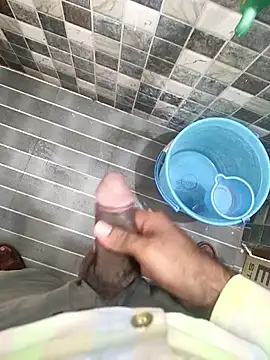 Snapshot of adicma123 chatting on September 11, 8:03 am adicma123 online show from September 11, 8:03 am