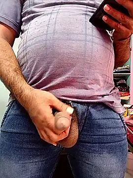 Snapshot of adicma123 chatting on October 10, 9:19 am adicma123 online show from October 10, 9:19 am