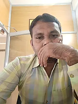 Snapshot of adicma123 chatting on October 24, 3:36 am adicma123 online show from October 24, 3:36 am