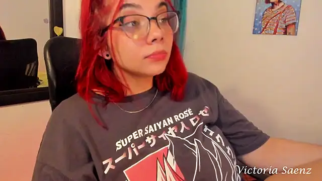 Snapshot of victoriaasaenz_ chatting on December 14, 3:51 am victoriaasaenz online show from December 14, 3:51 am