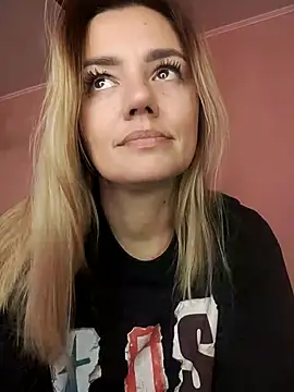 KrissSexi online show from September 16, 8:26 am