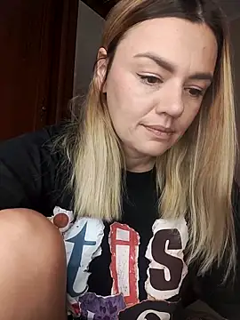 KrissSexi online show from September 18, 4:58 am