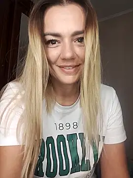 KrissSexi online show from October 12, 7:51 am