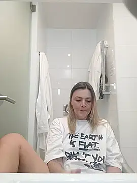 KrissSexi online show from November 10, 6:40 pm