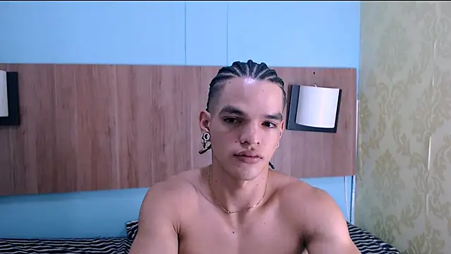 Snapshot of AlbertBernal69 chatting on January 26, 9:19 am AlbertBernal69 online show from January 26, 9:19 am