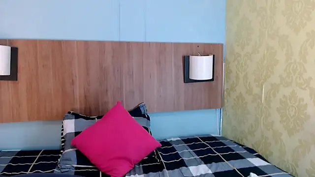 Snapshot of AlbertBernal69 chatting on February 24, 1:57 am AlbertBernal69 online show from February 24, 1:57 am