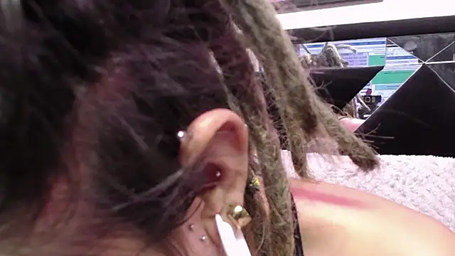 Snapshot of ORIANNA_BODMOD chatting on March 7, 10:24 am ORIANNA BODMOD online show from March 7, 10:24 am