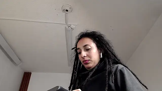 Snapshot of ORIANNA_BODMOD chatting on November 8, 11:43 am ORIANNA BODMOD online show from November 8, 11:43 am