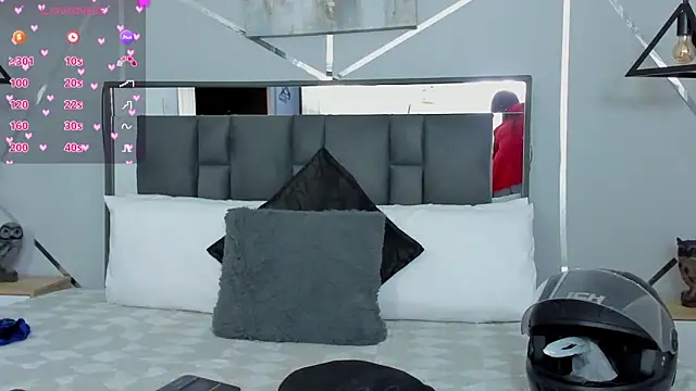 ZiaCalifa online show from January 24, 11:26 am